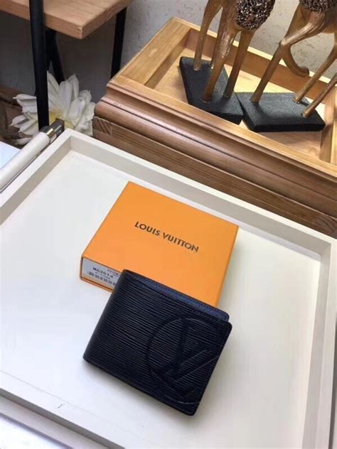 lv m63514|Louis Vuitton Multiple Wallet Epi LV Circle M63514.